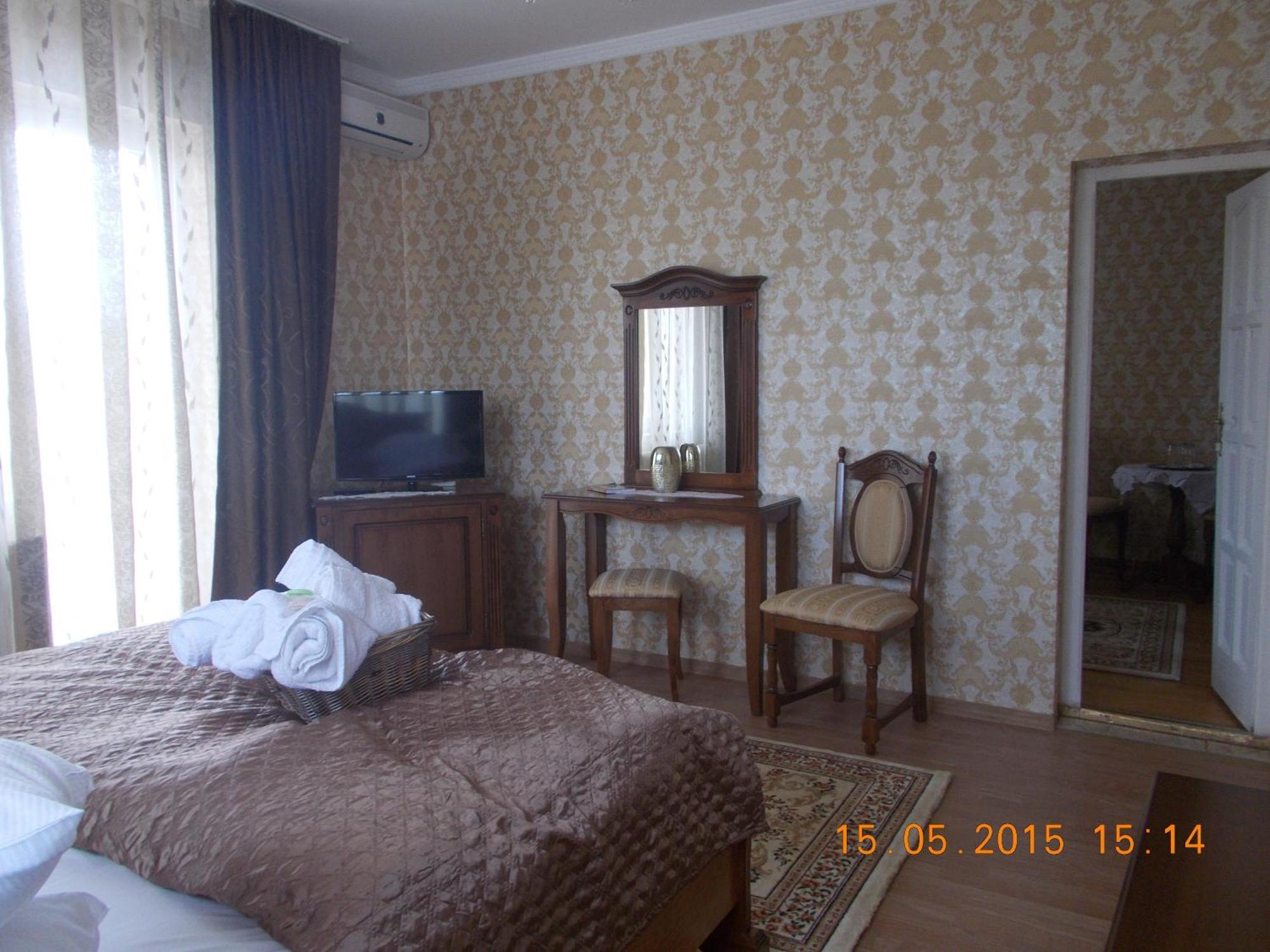 Pensiunea Lari Baile 1 Mai Kamer foto